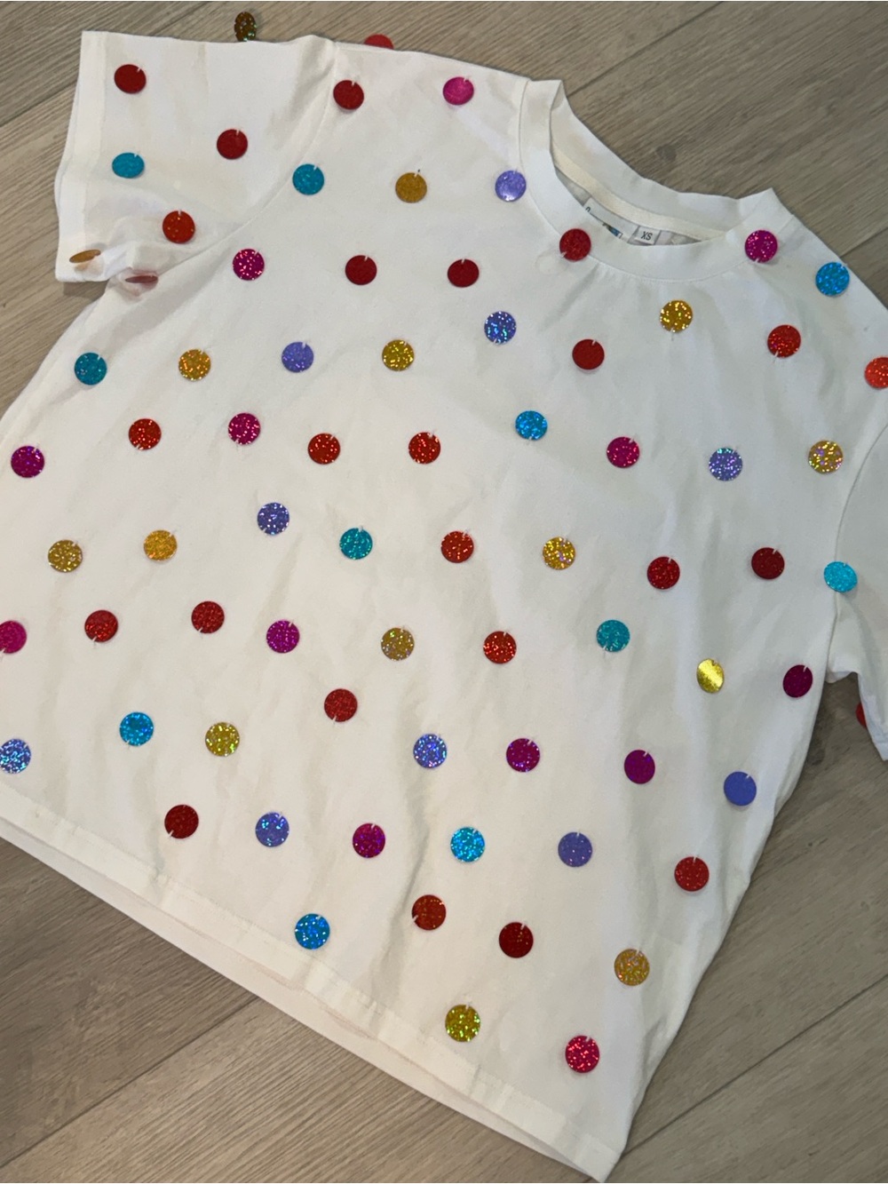 QUEEN OF SPARKLES White Tee with Multicolor Sequin Paillette Polka Dots